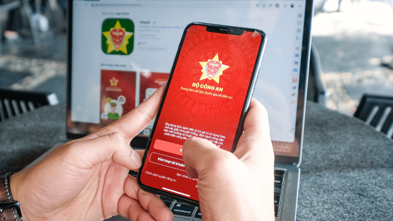 VNeID Can You Fly? How to Use and Notes | Vietjet Air